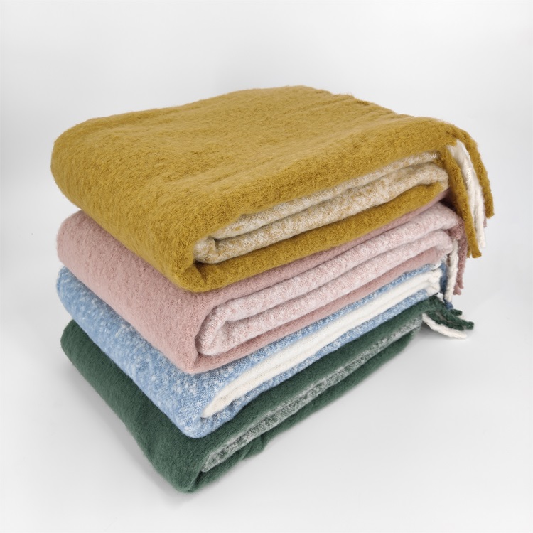 Cozy Light Weight Wearable Polyester Faux Mohair Woven Throw Blanket Plaid Shawl